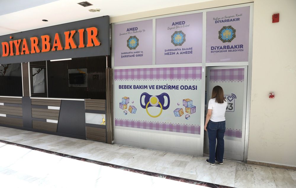 Diyarbakır Büyükşehir Belediyesi, otobüsle seyahat eden emziren anneler ve 0-2