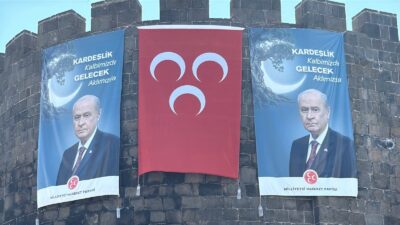 Diyarbakır'ın Dağkapı Burcuna Milliyetçi Hareket Partisi (MHP) Genel Başkanı Devlet