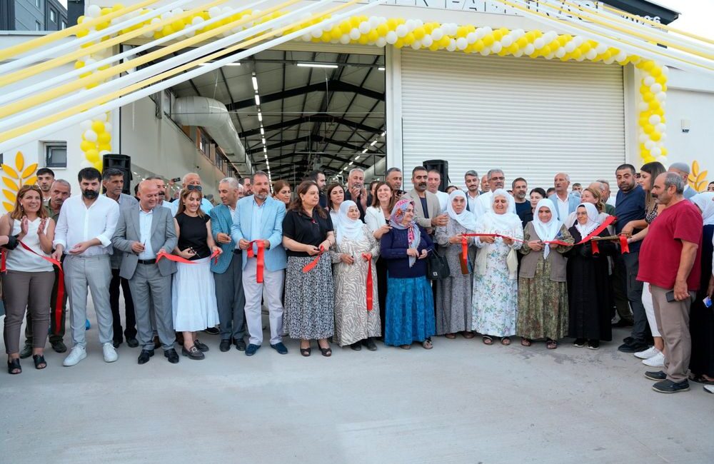 Diyarbakır Büyükşehir Belediyesinin halkçı belediyecilik anlayışıyla hayata geçirdiği Halk Ekmek