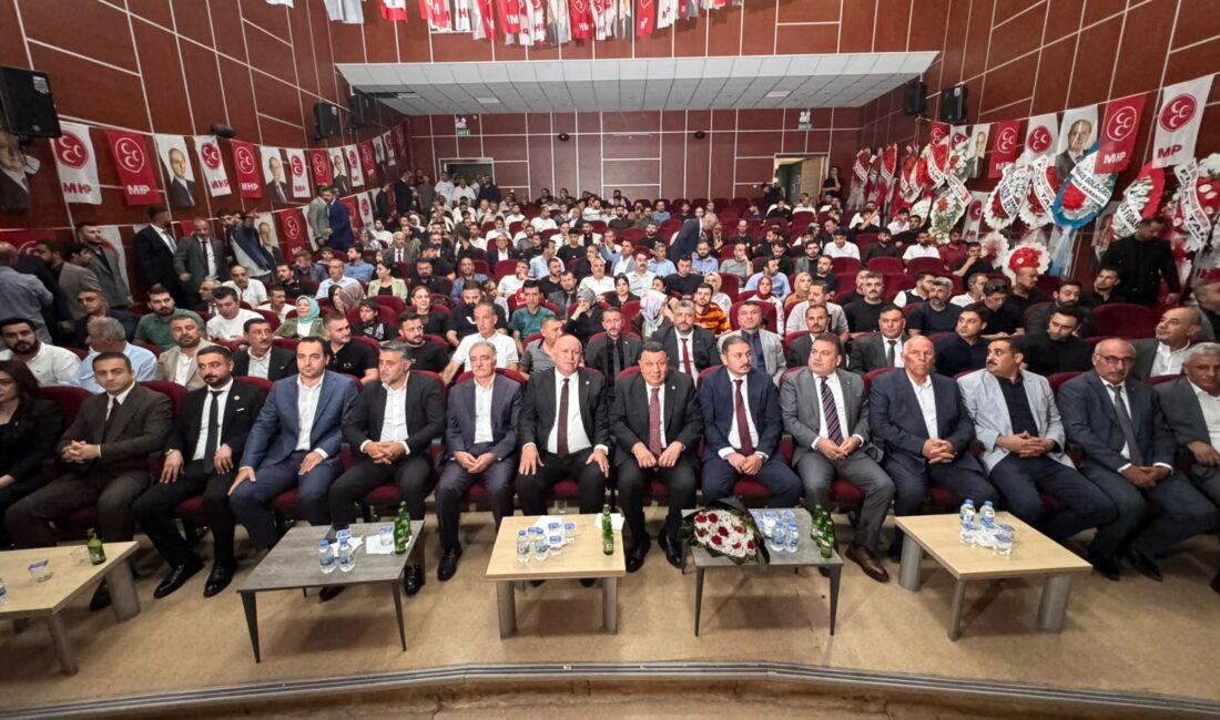 Milliyetçi Hareket Partisi(MHP) Kayapınar ilçe kongresi gerçekleştirildi. Yapılan kongrede tek
