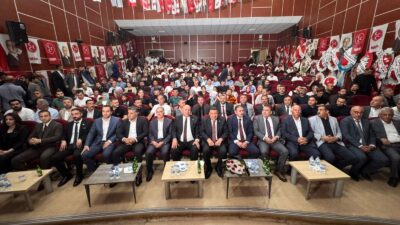 Milliyetçi Hareket Partisi(MHP) Kayapınar ilçe kongresi gerçekleştirildi. Yapılan kongrede tek