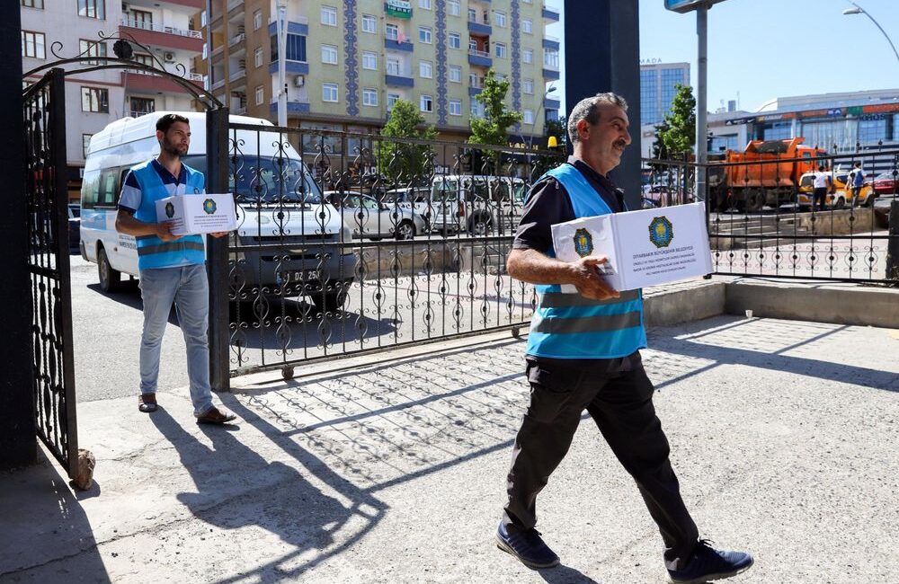 Diyarbakır Büyükşehir Belediyesinin düşük proteinli özel gıdalara erişimde güçlük yaşayan