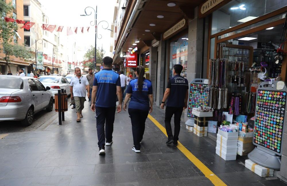 Diyarbakır Büyükşehir Belediyesi ile Sur Belediyesinin Gazi Caddesi ve Melik
