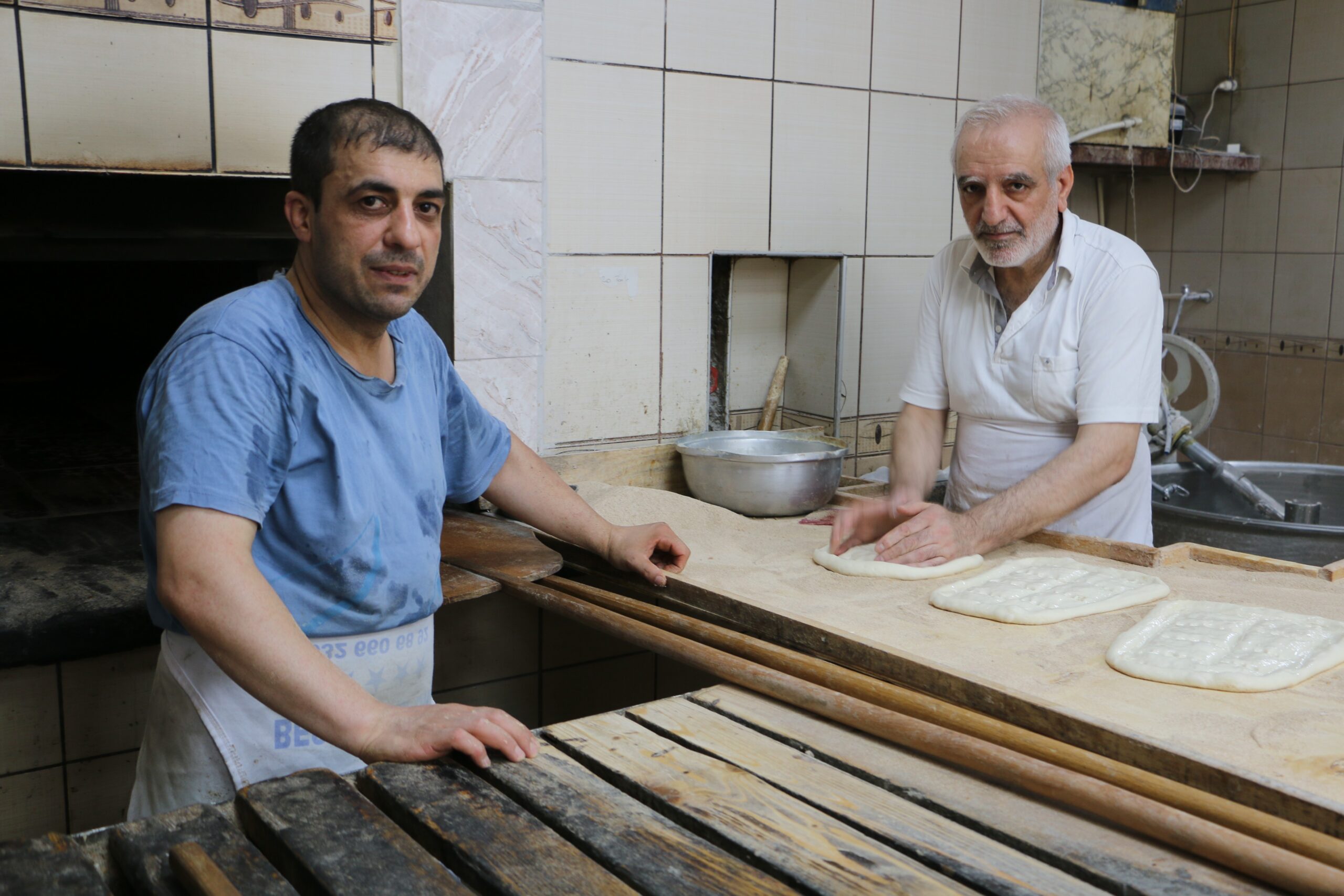 Diyarbakır'da etkisini artıran sıcak hava, en çok zor şartlarda çalışan