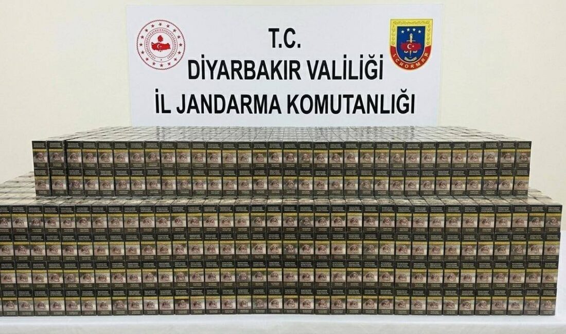 Diyarbakır’da jandarma ekiplerince düzenlenen kaçakçılık operasyonlarında 69 şüpheliye işlem yapıldı.