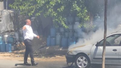 Diyarbakır’ın Dicle ilçesinde seyir halindeki otomobil bomba gibi patladı. Olayda