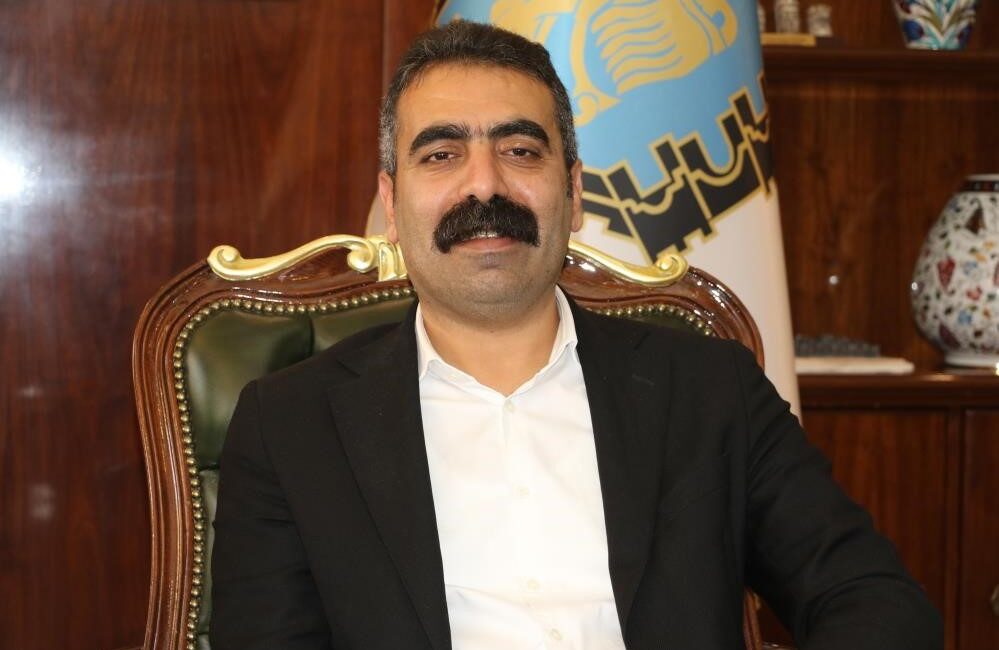 Doğan Hatun, sağlık sorunlarını da gerekçe göstererek görevinden istifa etti.