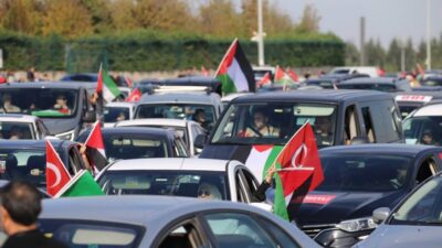 İsrail’in Gazze Şeridi’nde devam eden saldırılarına dikkat çekmek için Bosna