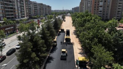 Diyarbakır Büyükşehir Belediyesi, Kayapınar ilçesindeki Fırat Bulvarı’nda yürüttüğü altyapı ve