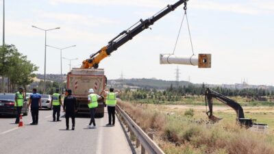 Diyarbakır Büyükşehir Belediyesi, kent estetiğini bozan ve mevzuata aykırı şekilde
