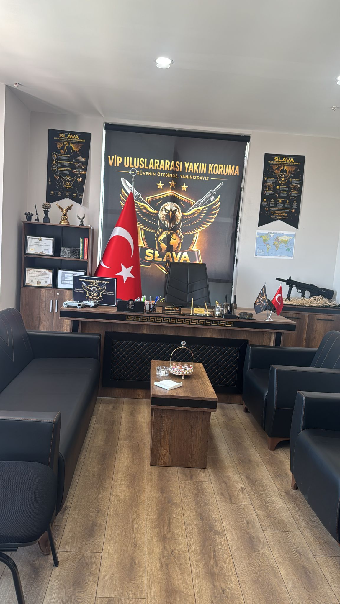 Yakın koruma, stratejik tesis güvenliği ve güvenlik danışmanlığı alanında faaliyet