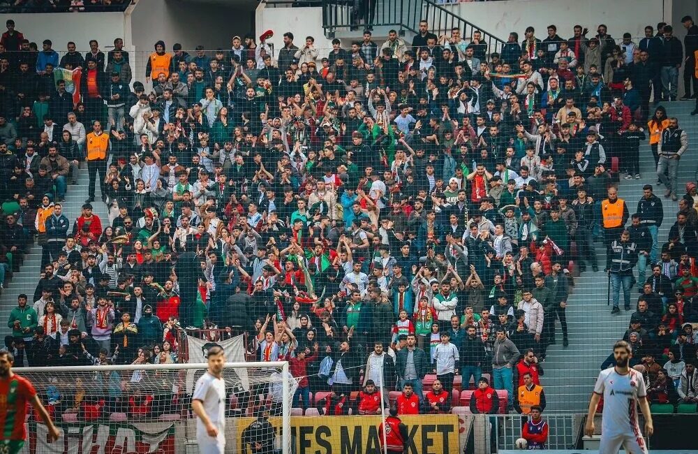 Amedspor’un sahasında Erzurum FK ile oynayacağı karşılaşmaya taraftarların gösterdiği yoğun