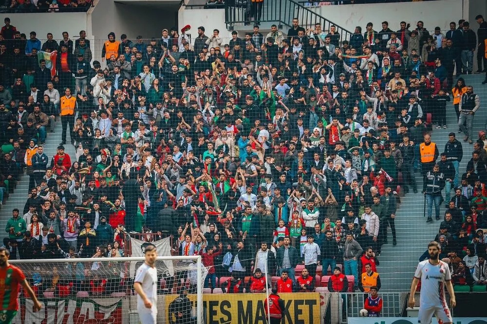 Amedspor’un sahasında Erzurum FK ile oynayacağı karşılaşmaya taraftarların gösterdiği yoğun