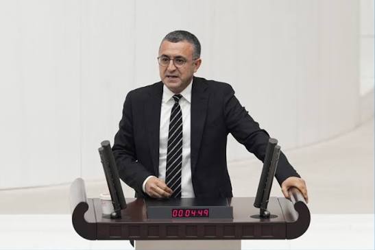 DEM Parti Diyarbakır Milletvekili Serhat Eren, TBMM Genel Kurulu’nda Diyarbakır