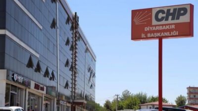 Cumhuriyet Halk Partisi (CHP) Diyarbakır İl Başkanlığının 30 kişilik Yönetim