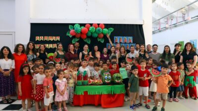 Diyarbakır Büyükşehir Belediyesinin Sümerpark Ortak Yaşam Alanı'nda düzenlediği Karpuz Şenliği'nde