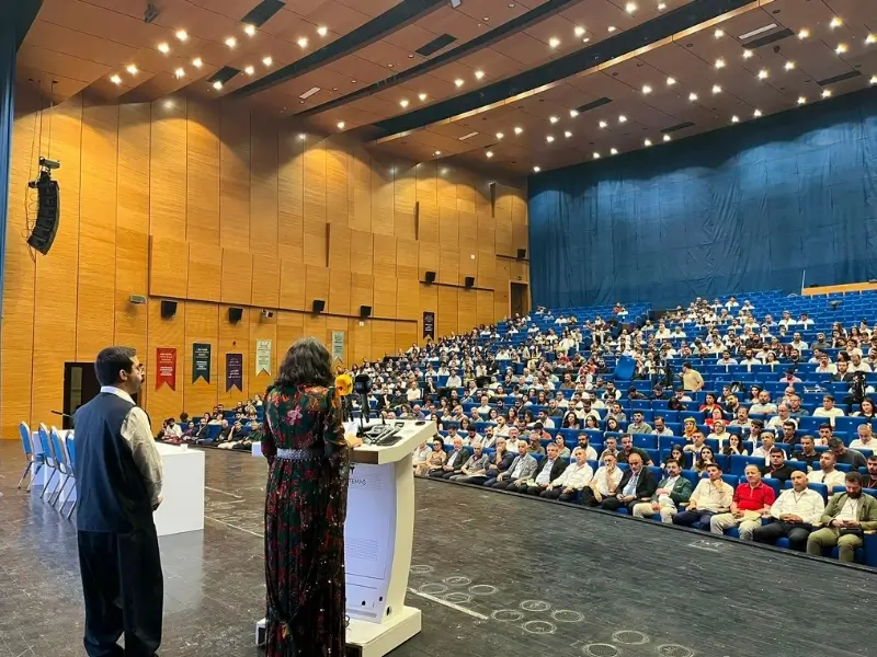 “Özgürlük, statü ve barış için demokratik hukuk” şiarıyla düzenlenen Demokratik