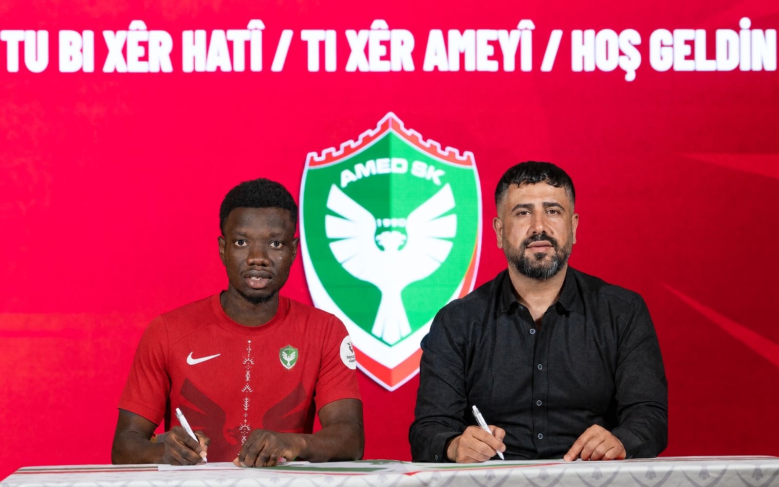 Amedspor, Fransız ekibi Strasbourg’un oyuncusu Amadou Cisse ile 3 yıllık