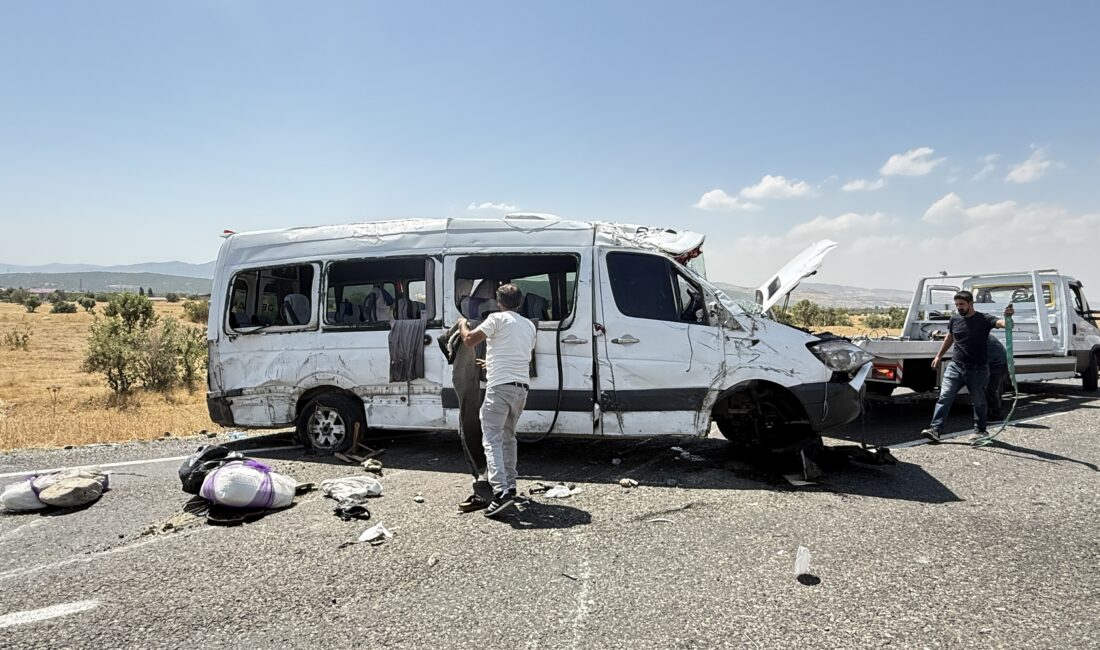 Diyarbakır’ın Lice ilçesinde meydana gelen trafik kazasında 5 kişi hayatını