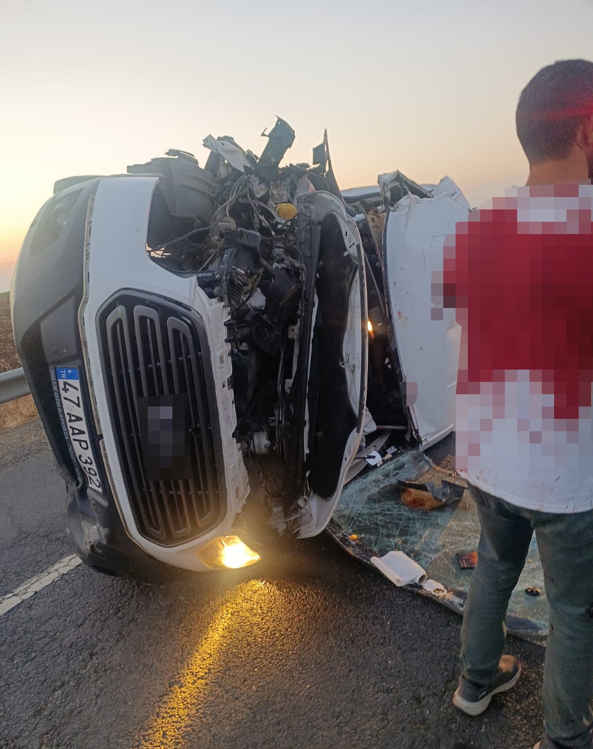 Diyarbakır'da feci kaza: 2 ölü, 6 yaralı!