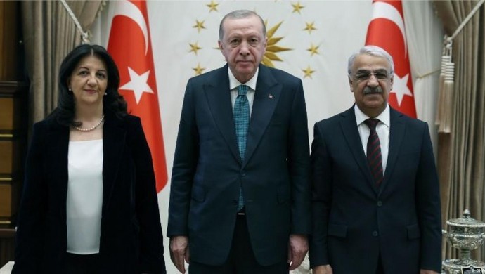 DEM Parti İmralı Heyeti üyeleri Pervin Buldan ve Mithat Sancar,