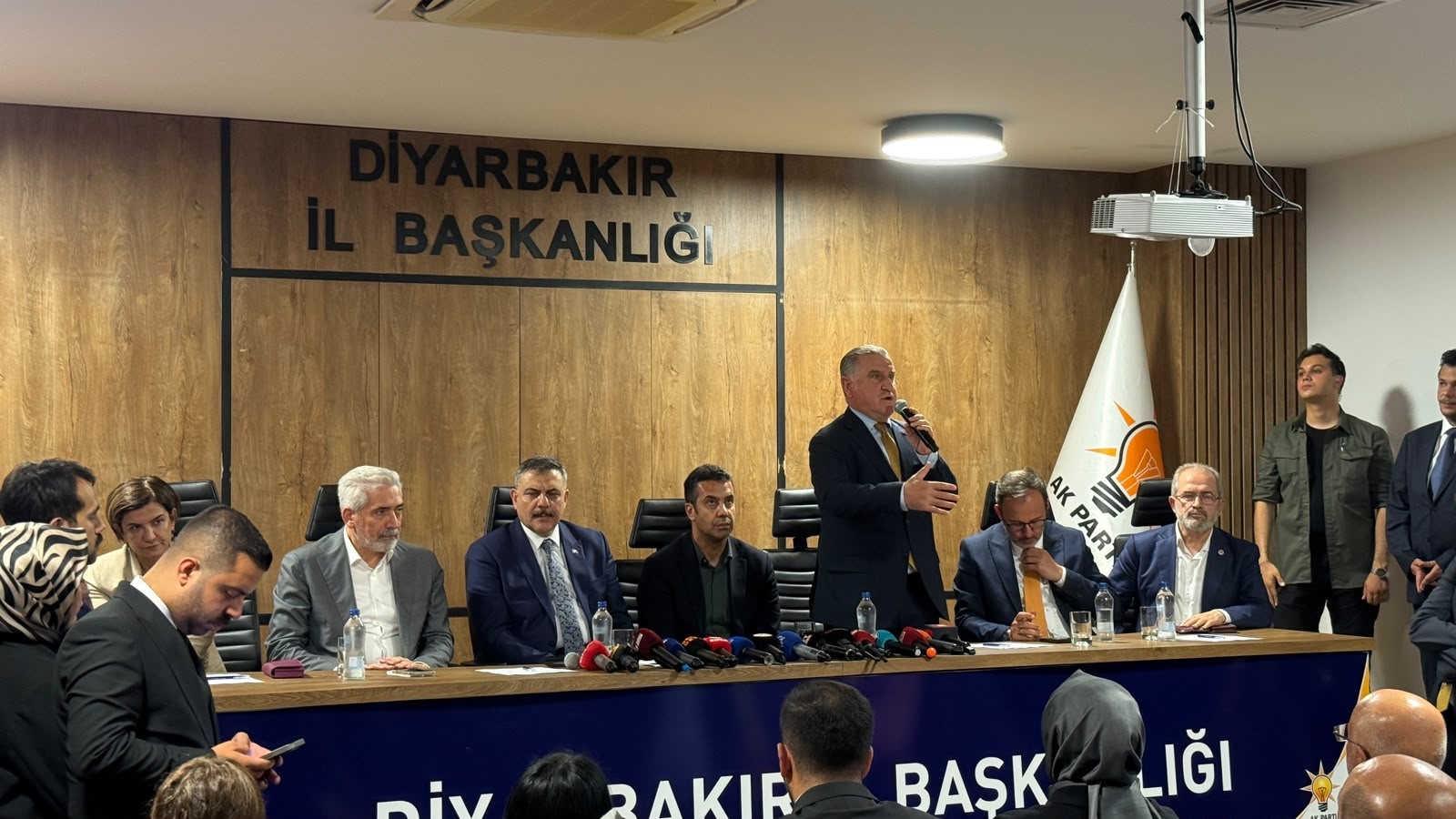 İçişleri Bakanı Çiftçi ve Gençlik ve Spor Bakanı Bak Amedspor maçını izleyecek