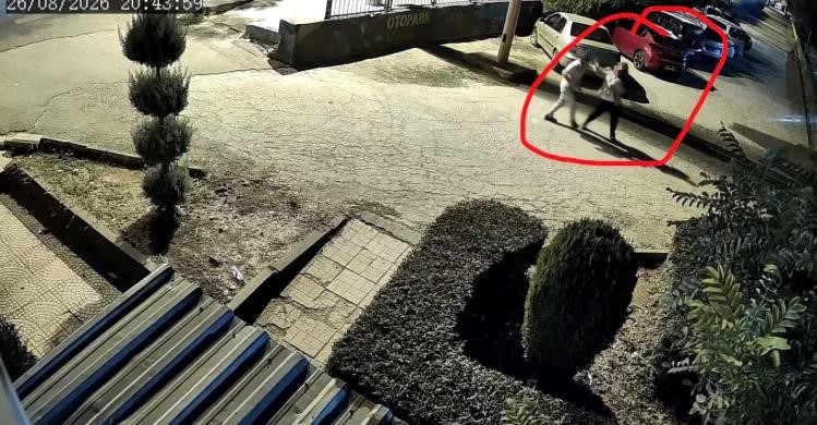 Diyarbakır'ın Yenişehir ilçesinde, eşini kucağındaki çocuğunun gözleri önünde silahla vurup