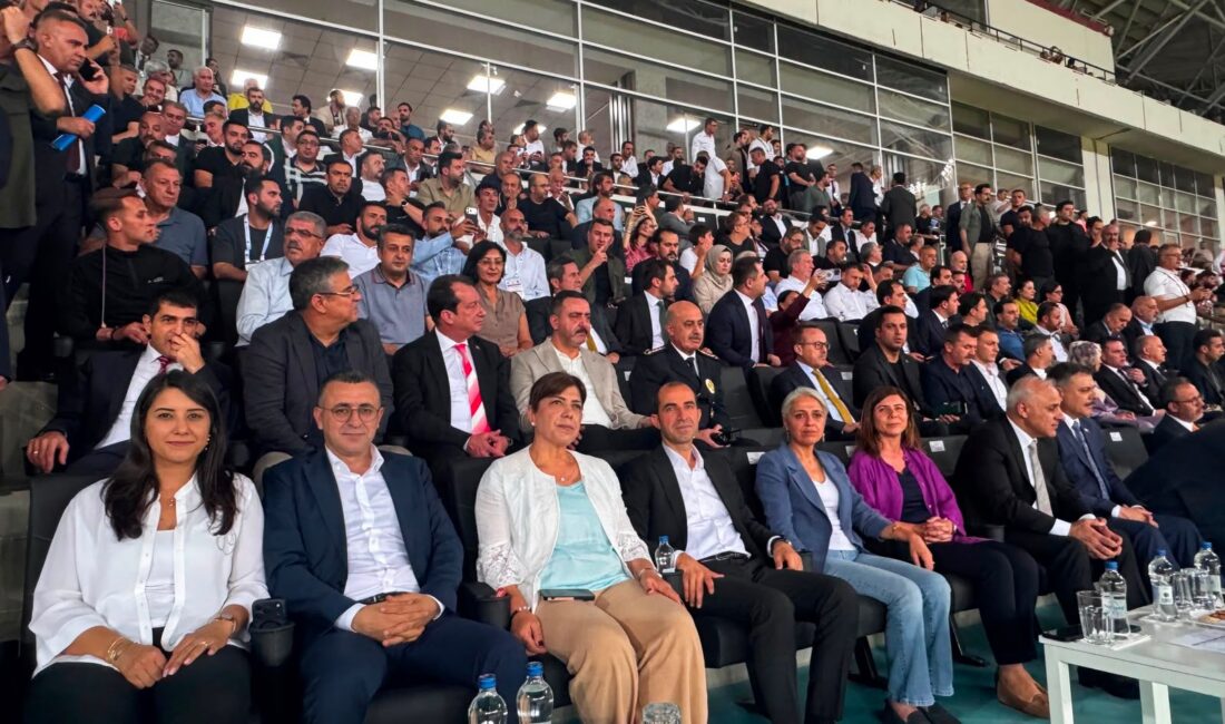 Diyarbakır Büyükşehir Belediyesi Eşbaşkanı Serra Bucak, Amedspor’un Süper Lig’in ilk