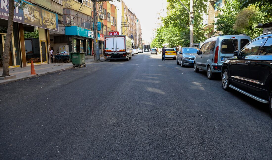 Diyarbakır Büyükşehir Belediyesi, Bağlar ilçesinde uzun süredir yenilenmeyen Fatih Caddesi