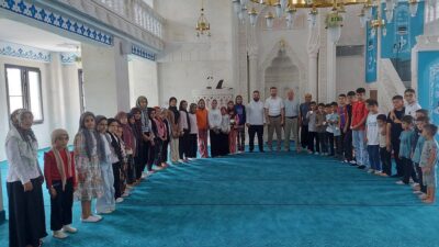 Diyarbakır'ın Çermik ilçesinde yaz Kur'an kursu kapanış programı düzenlendi.