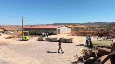 Diyarbakır’ın Çermik İlçe Belediyesi tarafından yolu olmayan köy kalmayacak projesi