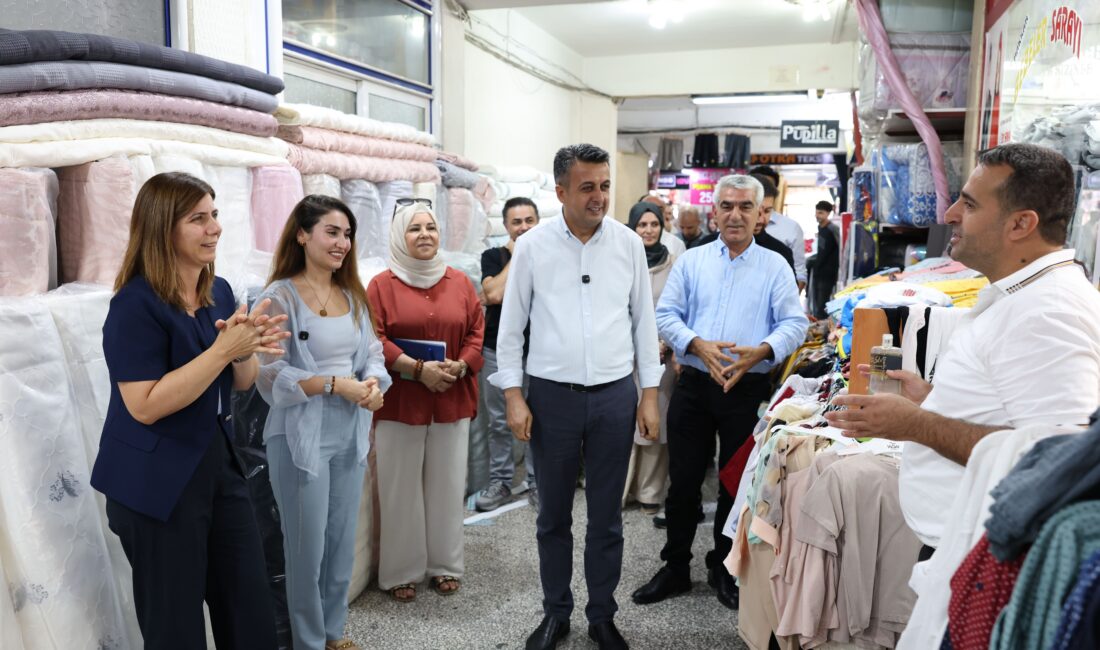 Diyarbakır Büyükşehir Belediyesi Eşbaşkanı Serra Bucak, Balıkçılarbaşı Vakıflar İş Hanı’ndaki