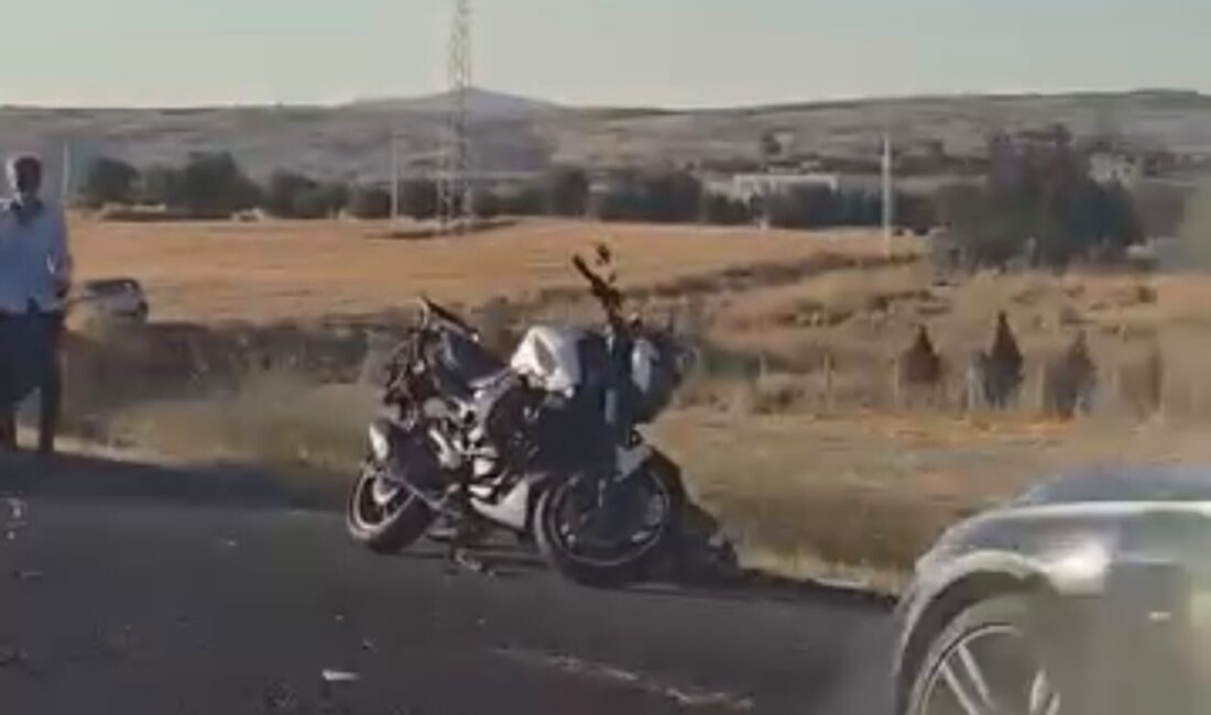 Diyarbakır'ın Ergani ilçesinde motosikletle kamyonetin çarpışması sonucu meydana gelen trafik