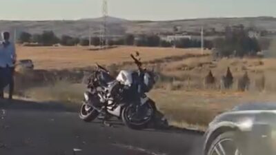 Diyarbakır'ın Ergani ilçesinde motosikletle kamyonetin çarpışması sonucu meydana gelen trafik