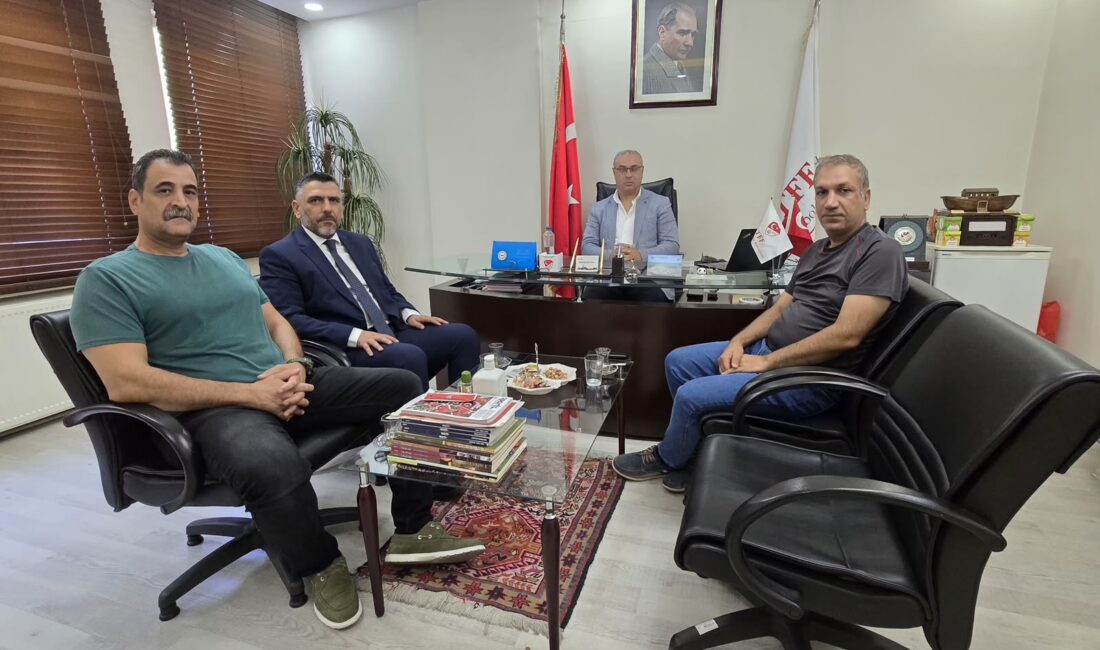 Güneydoğu Gazeteciler Cemiyeti (GGC) Başkanı Felat Bozarslan, Başkan Vekili Aytaç