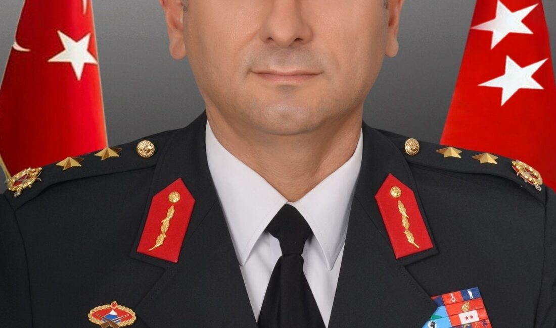 Diyarbakır İl Jandarma Komutanlığına Kahramanmaraş İl Jandarma Komutanı Tümgeneral Ali