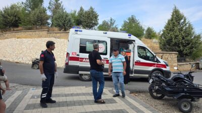 Diyarbakır’ın Çermik ilçesinde kafede nargile içen vatandaş fenalaşıp baygınlık geçirdi.