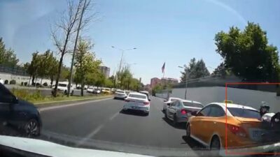 Diyarbakır'ın merkez Yenişehir ilçesinde seyir halindeki motosikletlinin fren yapan ticari