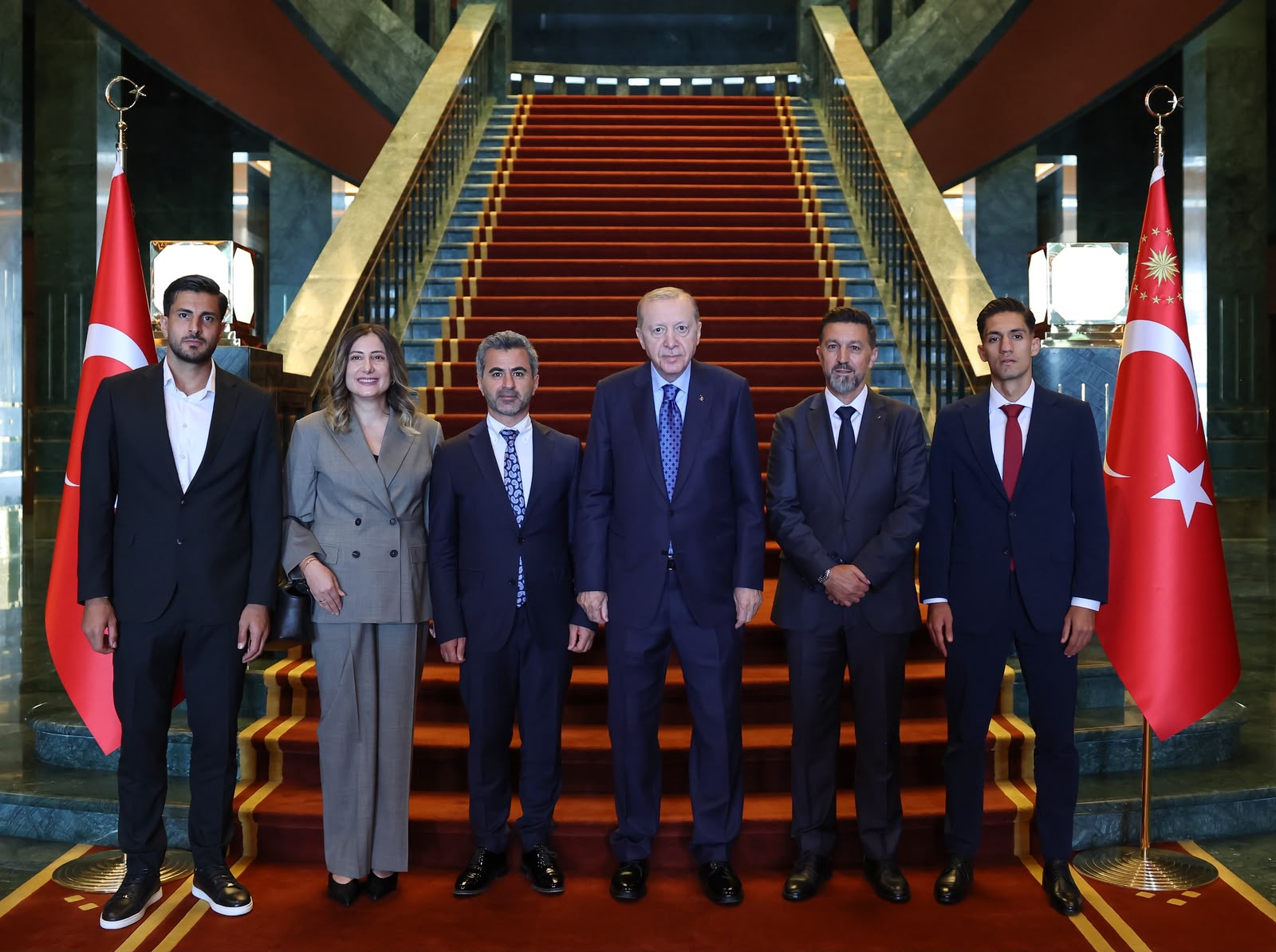 Cumhurbaşkanı Recep Tayyip Erdoğan Amedspor’u kabul etti