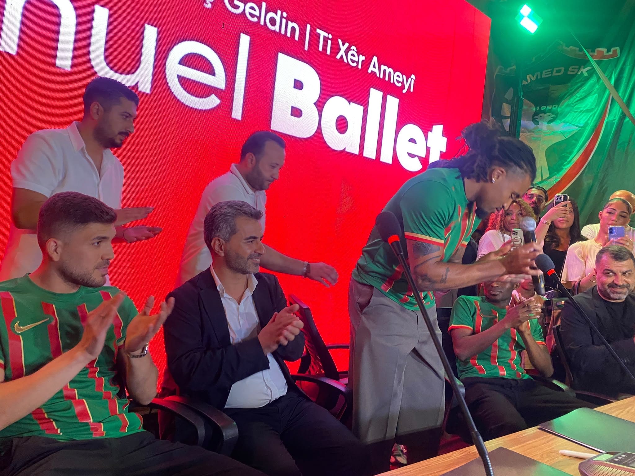 Diyarbakır'da Amedspor’un imza şovu!