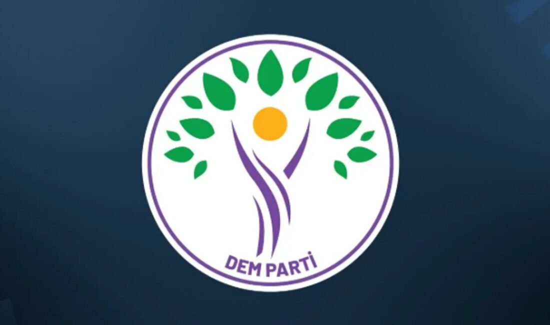 DEM Parti'den Diyarbakır'daki 4 belediye eş başkanının parti tarafından görevden