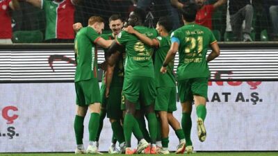 Amedspor ligin ikinci haftasında liderlik için deplasmanda Kocaelispor ile karşı