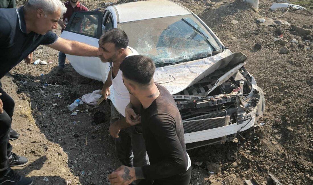 Diyarbakır-Mardin karayolunda meydana gelen iki ayrı trafik kazasında 3 kişi