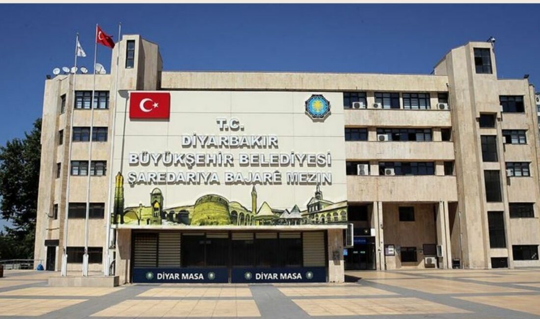 Diyarbakır Büyükşehir Belediyesi bağlı DBB Personel A.Ş., temizlik görevlisi kadrosunda