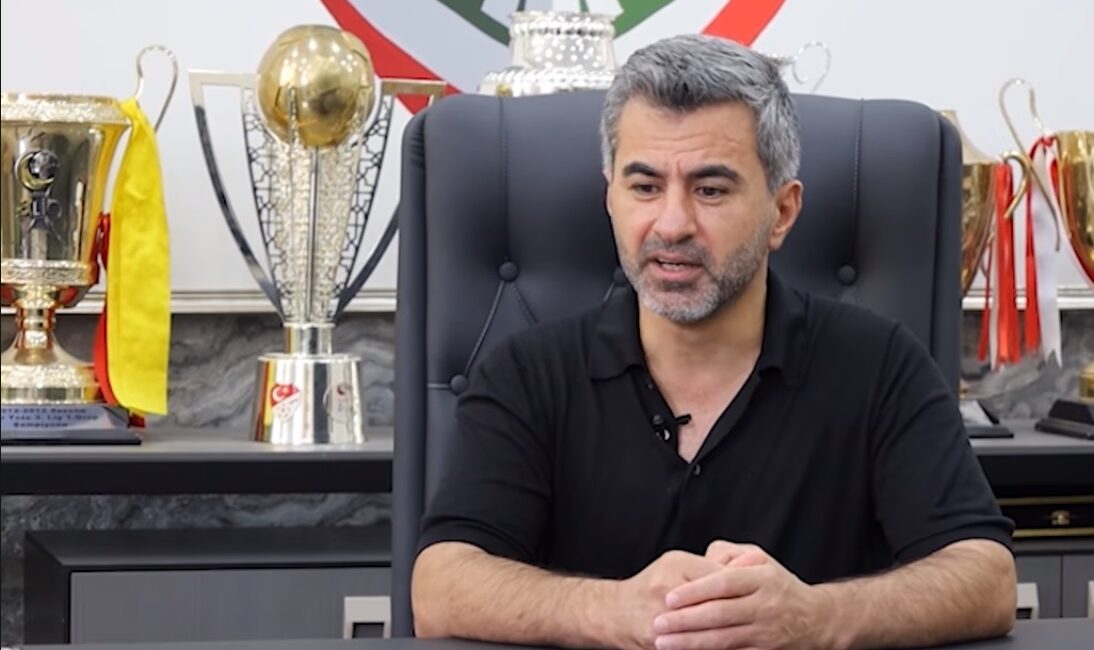 Amedspor’da gözler Çekdar Orhan ve Mbaye Diagne’nin geleceğine çevrildi. Kulüp