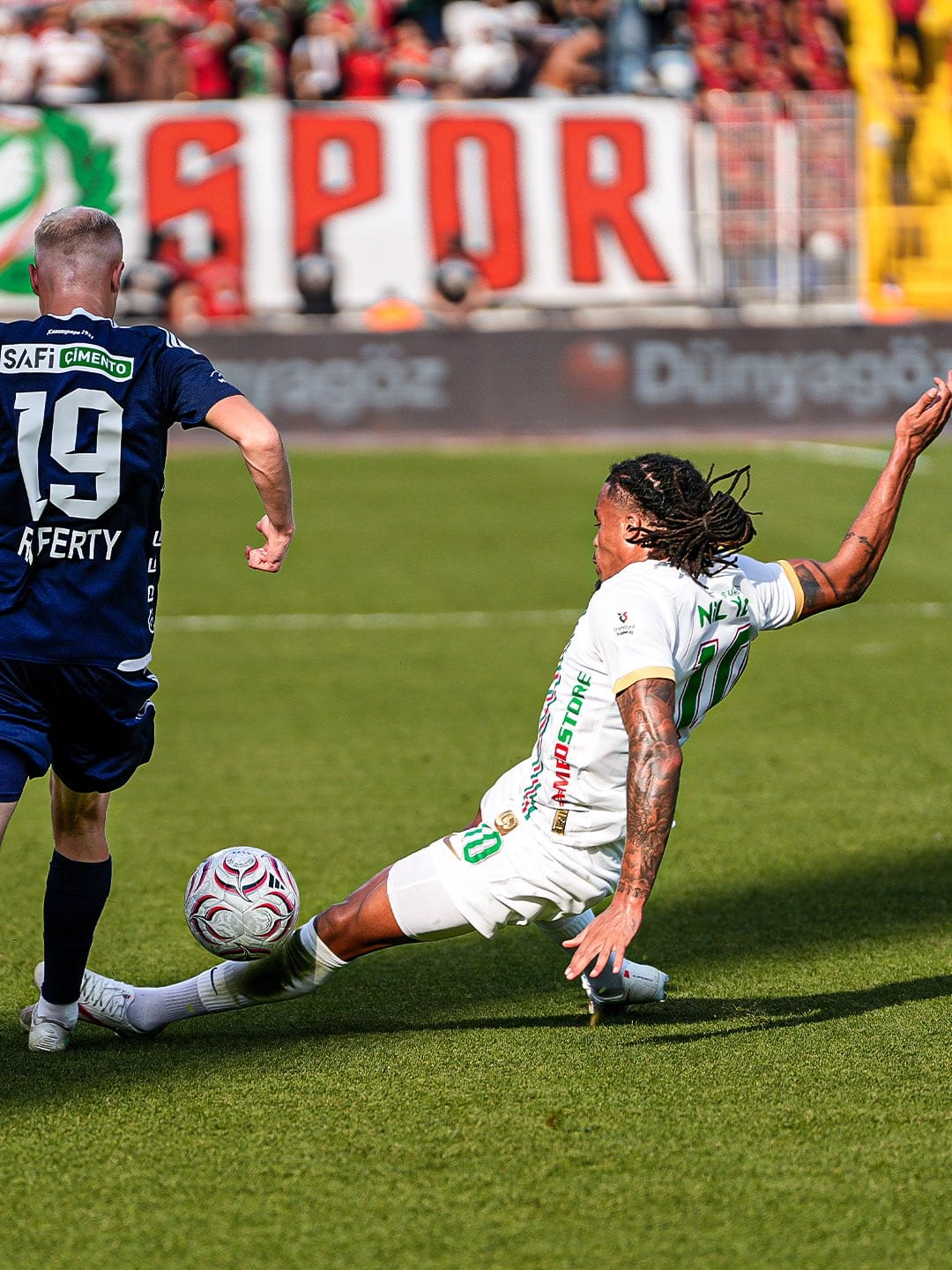 Amedspor, Kasımpaşa karşısında ilk yarıda 1-0 geride