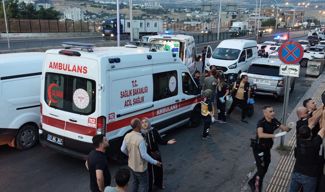 Diyarbakır’ın merkez Yenişehir ilçesinde iki grup arasında çıkan silahlı kavgada