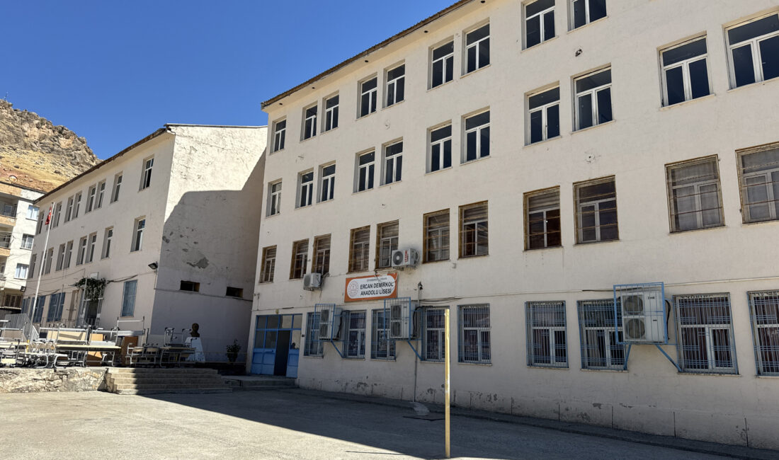 Diyarbakır’ın Çermik ilçesinde 1963 yılında yapılarak binlerce öğrenci yetiştiren Ercan