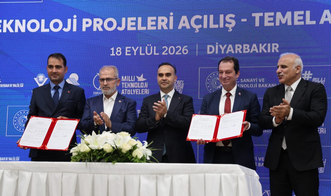 Sanayi ve Teknoloji Bakanı Mehmet Fatih Kacır, Diyarbakır Organize Sanayi
