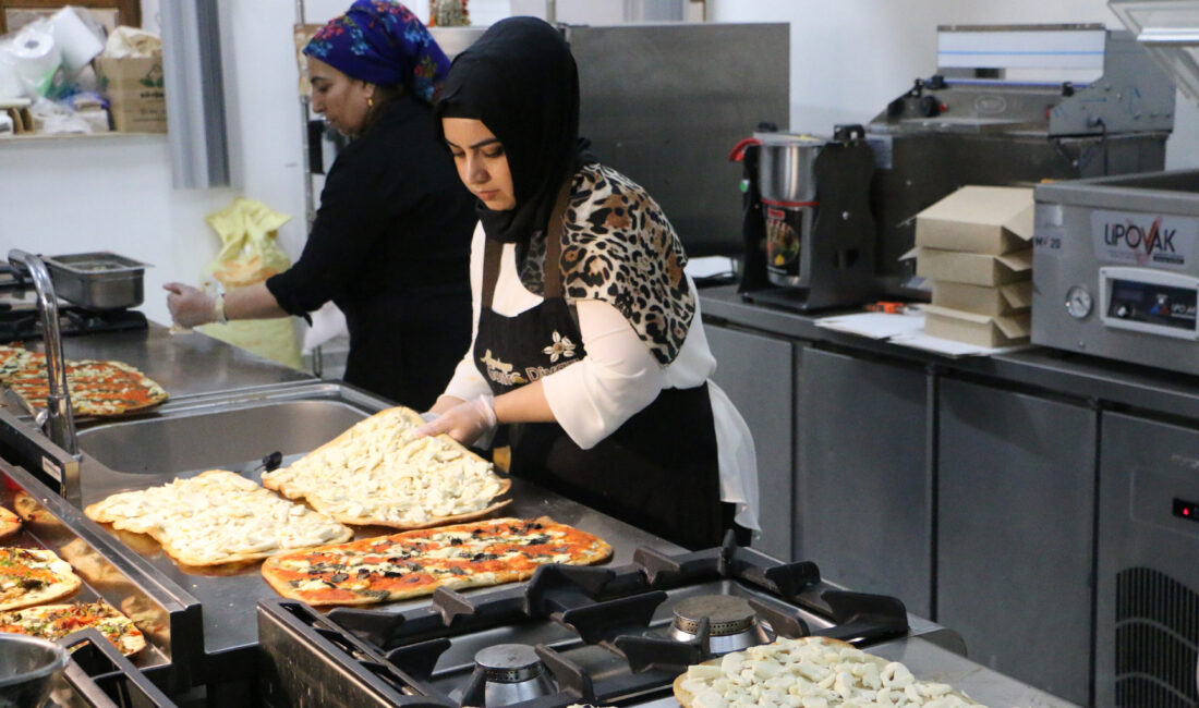 Diyarbakır Gastro İnovasyon Merkezi'nde tescilli yöresel ürünlerin pizza ile buluşturulacağı